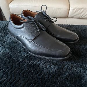 black dress shoes